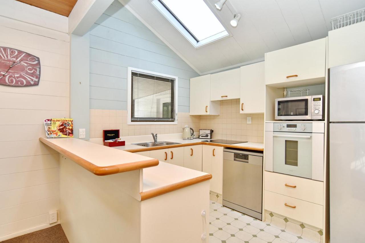 Merivale Lane - Christchurch Holiday Homes Buitenkant foto